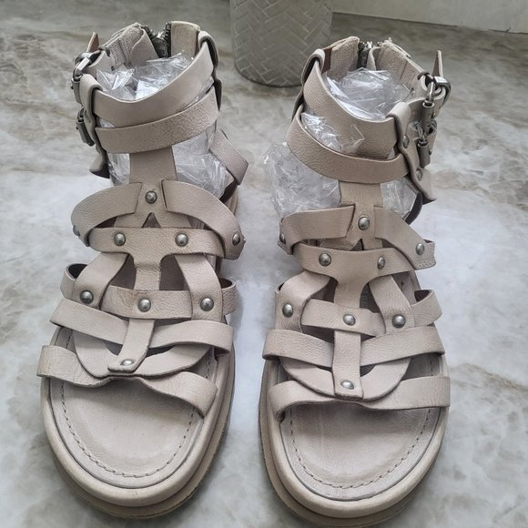 A.S.98 Payne gladiator sandals NWOT